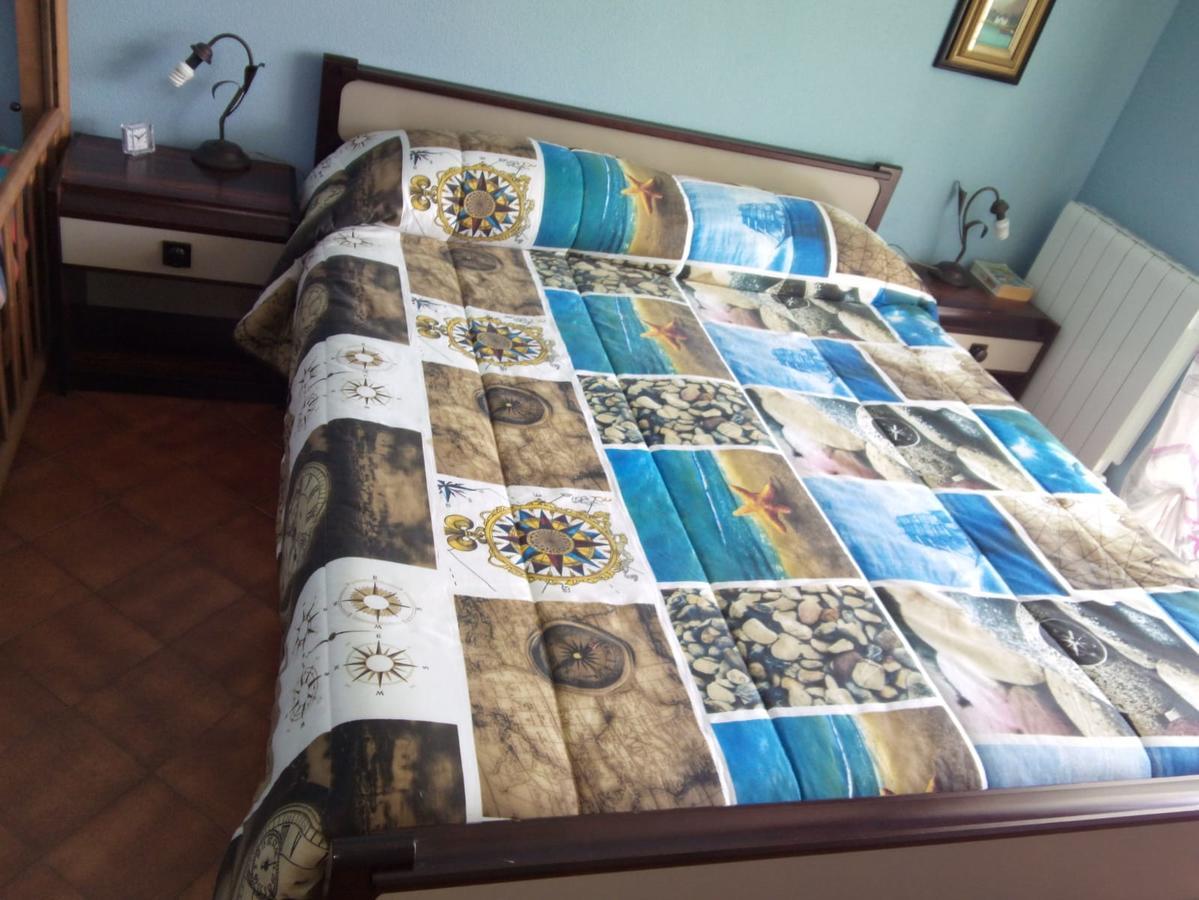 Condominio Ariazzurra S. Bart. San Bartolomeo Al Mare Exteriör bild